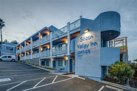 Silicon valley inn belmont ca  Silicon Valley Inn offers guests an array of room amenities including a refrigerator and air conditioning, and getting online is possible, as free wifi is available